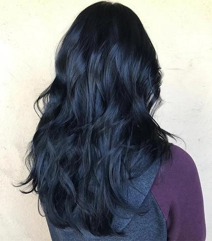 Blue Black Hair Color – The Hairstyle You Have Expected For A Long Time