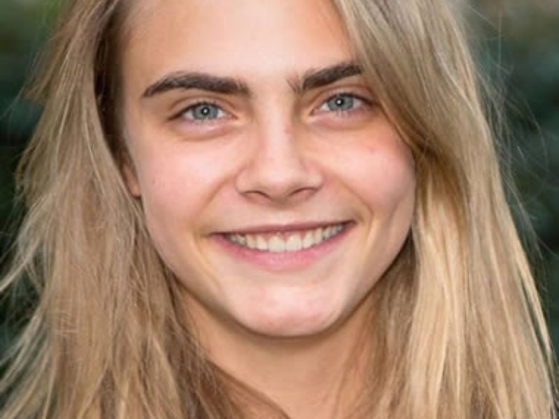 Cara Delevingne no makeup