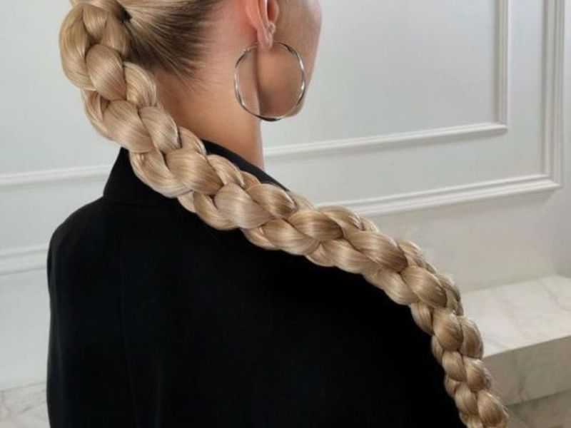 Lovely Flower Braided Ponytail