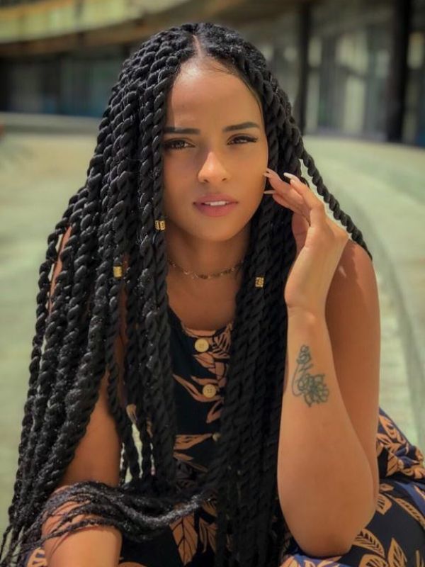 What is the dreadlocks twists hairstyle