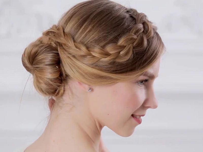 The braided side bun hairstyle