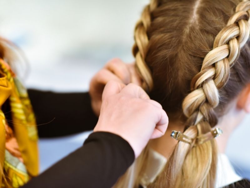 Braiding for Natural Waves