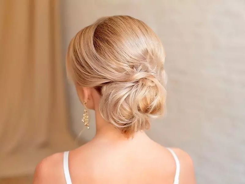 Chignon Elegance