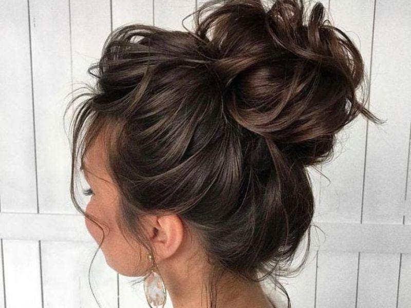 Messy bun