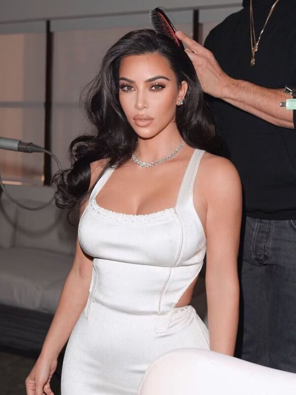 Kim Kardashian Natural Wavy Wig