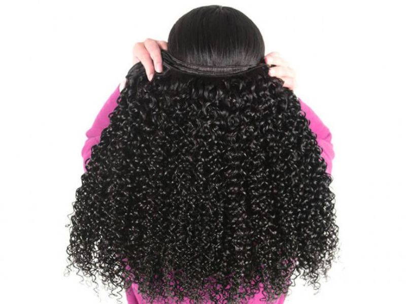 Kinky curly texture 