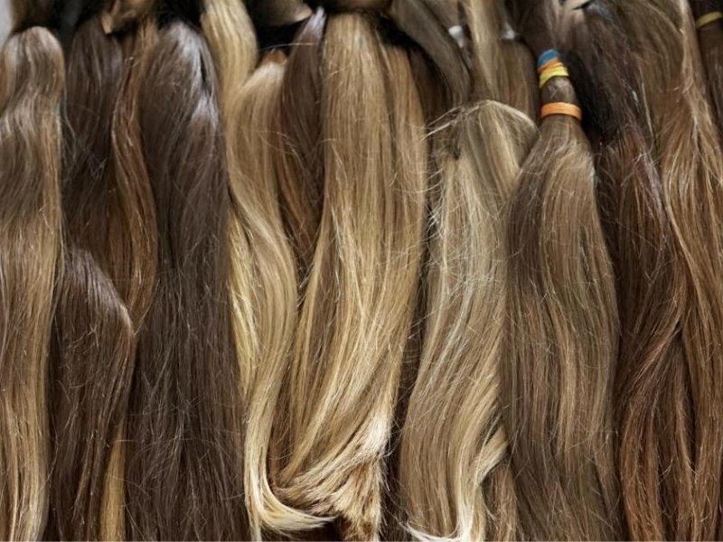 Non-Remy hair has cuticles in different directions, leading to tangles and a shorter lifespan