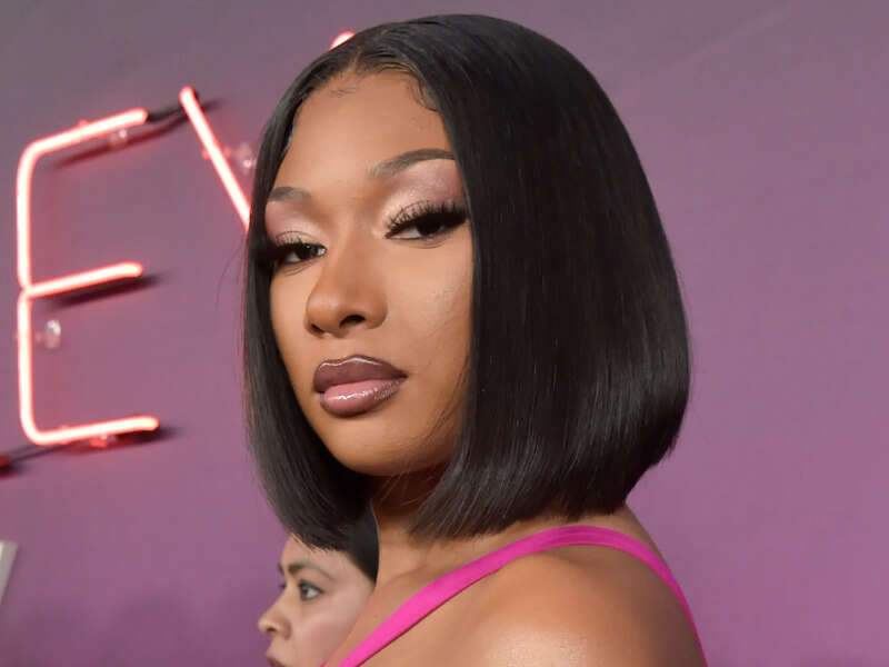 Megan Thee Stallion hairstyles: Sleek bob with bangs 