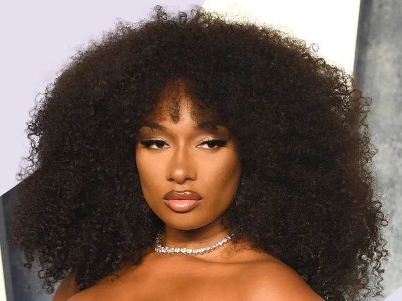 Megan Thee Stallion hairstyles: natural curls