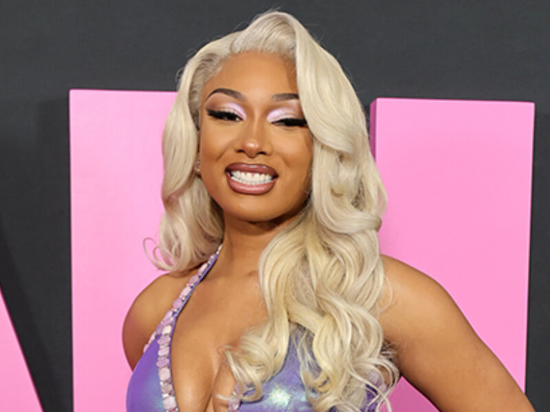 Megan Thee Stallion hairstyles: mermaid waves