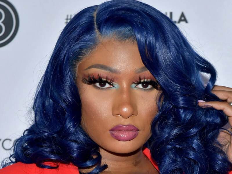 Megan Thee Stallion hairstyles: Blue curls 