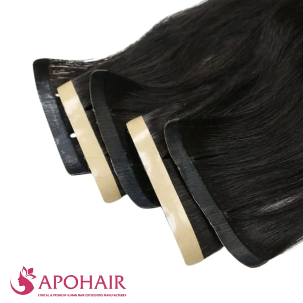 natural-wavy-long-tape-in-close-up-hair