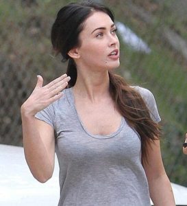 Megan Fox without makeup in daily life